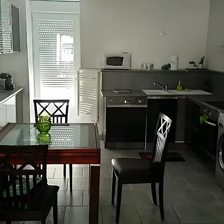 Prázdninový dům Le Du Vieux Murier Cote Est *